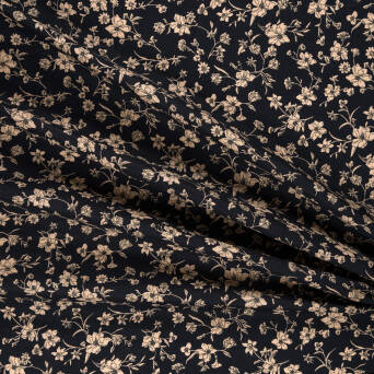 Baumwollstoff mit Muster FLOWERS ON BLACK #8135-02