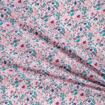 Cotton fabric PREMIUM CLIMBERS PINK FLOWER #8132-01